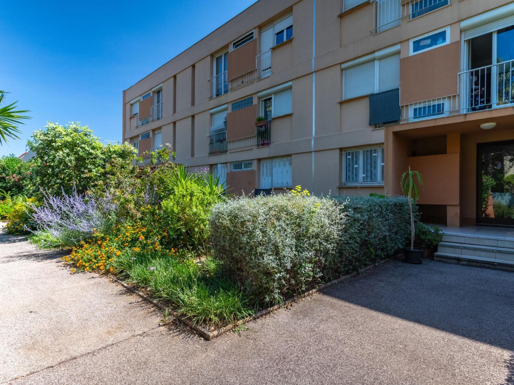 Apartment Les Ilaires By Interhome Le Lavandou Zewnętrze zdjęcie
