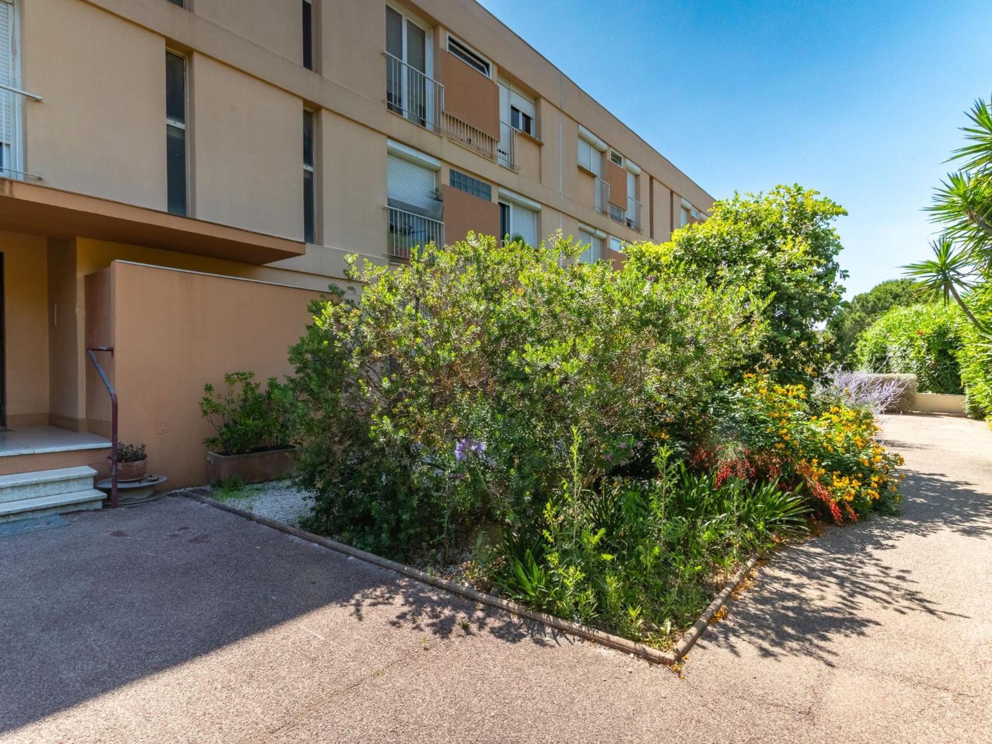 Apartment Les Ilaires By Interhome Le Lavandou Zewnętrze zdjęcie