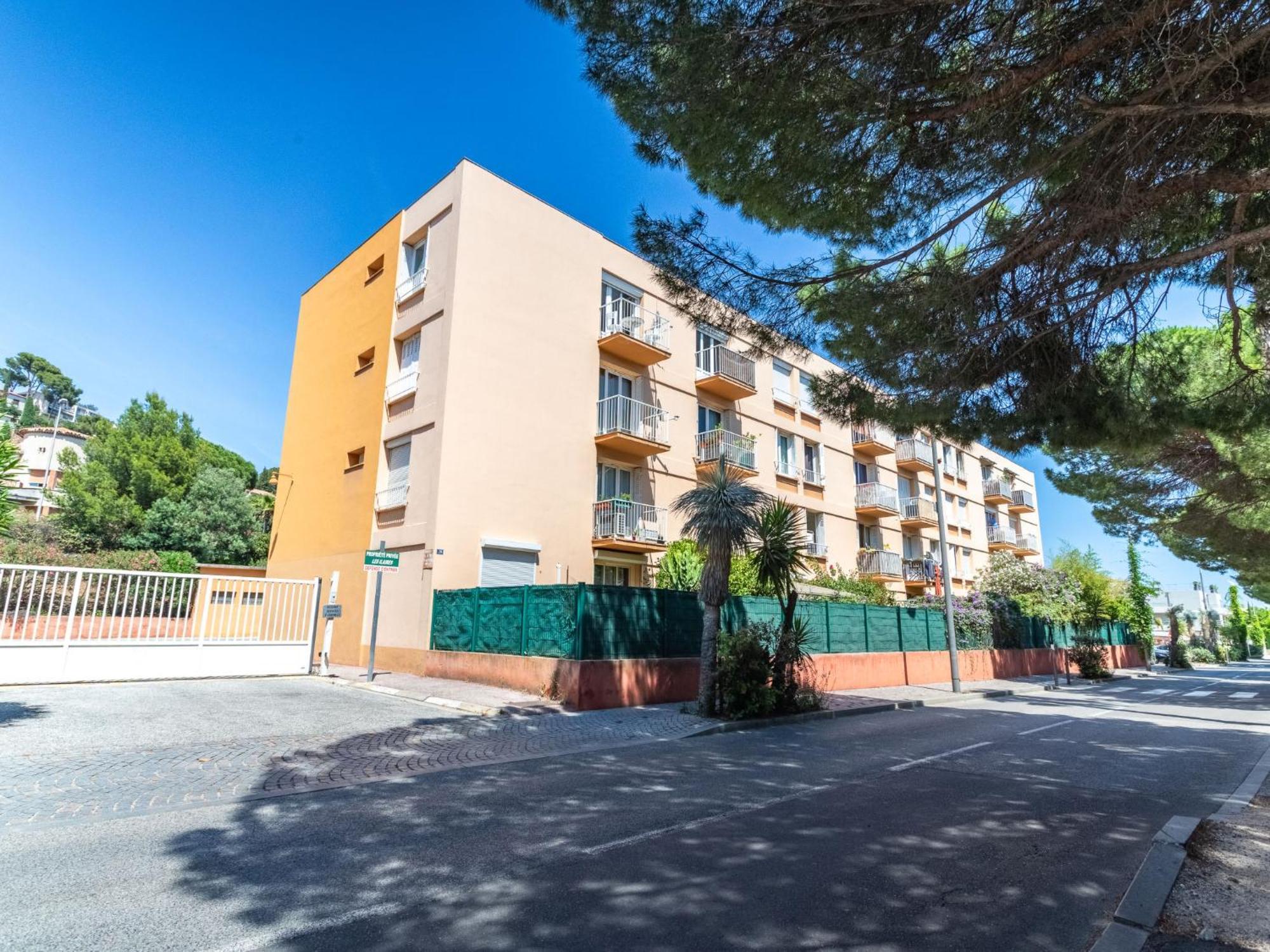 Apartment Les Ilaires By Interhome Le Lavandou Zewnętrze zdjęcie